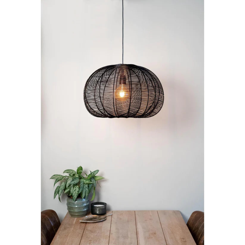 hanglamp zwart, hanglamp rotan, hanglamp keuken, hanglamp eetkamer, rotan lamp, hanglamp eettafel, hanglamp eettafel zwart, hanglamp industrieel